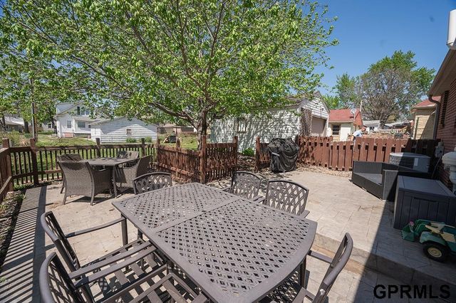2431 S 15Th Street, Lincoln, NE 68502