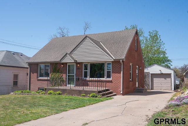 2431 S 15Th Street, Lincoln, NE 68502