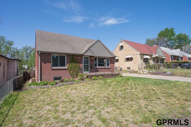 2431 S 15Th Street, Lincoln, NE 68502