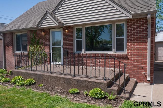 2431 S 15Th Street, Lincoln, NE 68502