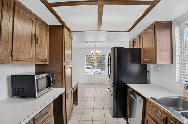 1637 GLACIER ST, Pocatello, ID 83201
