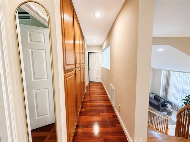 18210 Hatteras, Tarzana, CA 91356