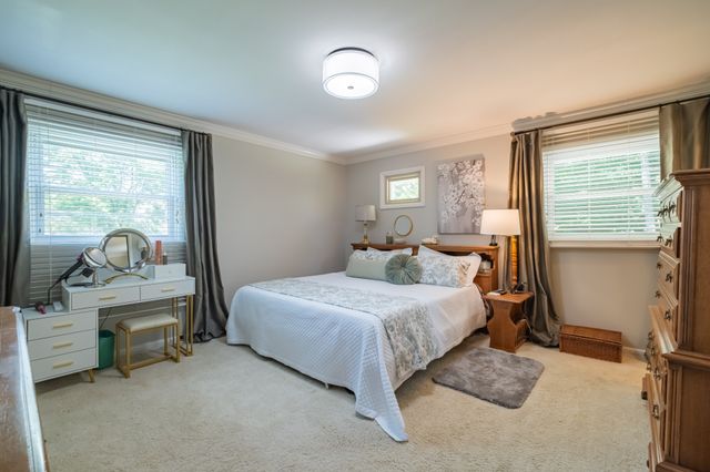 101 Crestwood Dr, Tullahoma, TN 37388