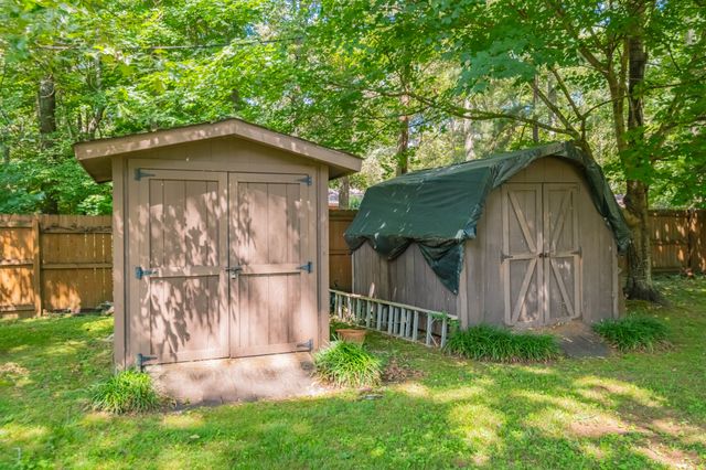 101 Crestwood Dr, Tullahoma, TN 37388