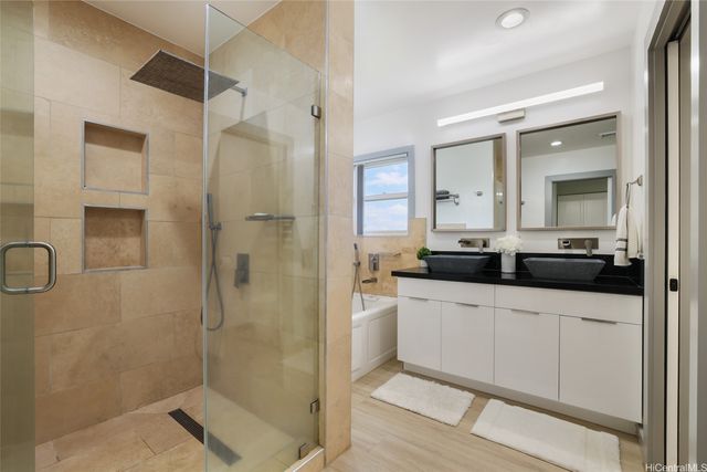 92-1176 Pueonani Street, Kapolei, HI 96707