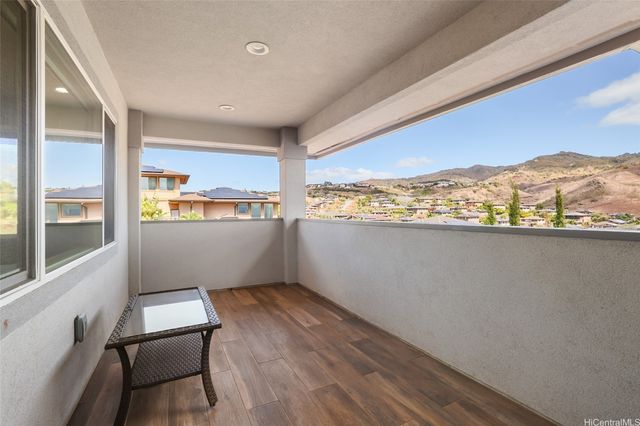 92-1176 Pueonani Street, Kapolei, HI 96707