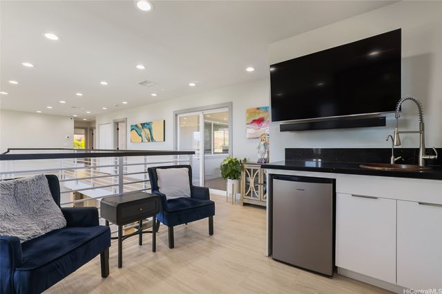 92-1176 Pueonani Street, Kapolei, HI 96707