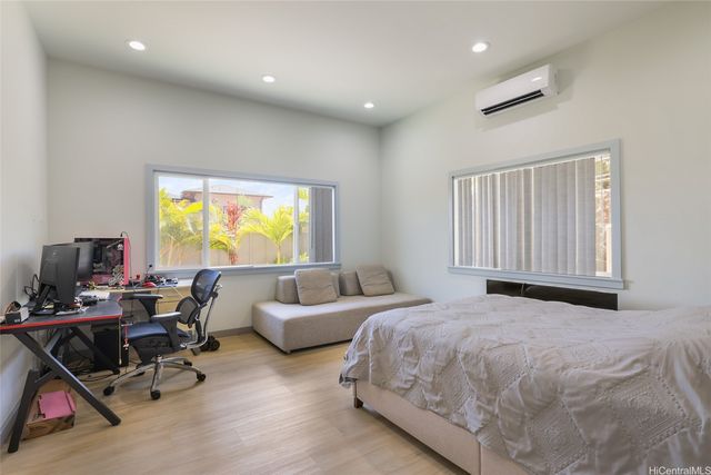 92-1176 Pueonani Street, Kapolei, HI 96707