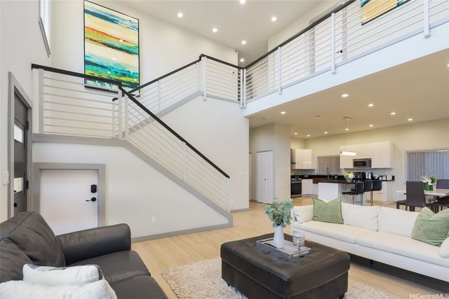 92-1176 Pueonani Street, Kapolei, HI 96707