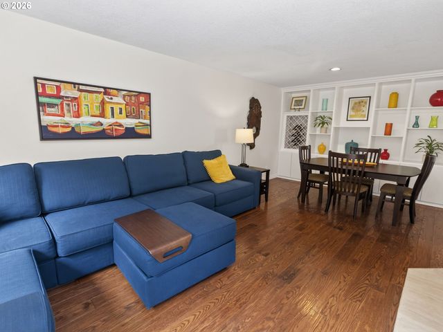 1192 Nw WEYBRIDGE Way, Beaverton, OR 97006