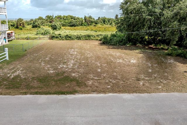 R122318 Spanish Grant, Galveston, TX 77554
