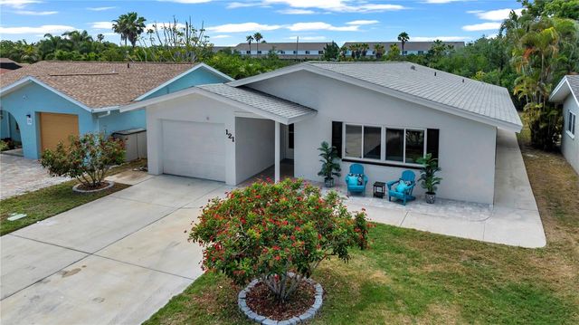121 10TH AVE, Indian Rocks Beach, FL 33785