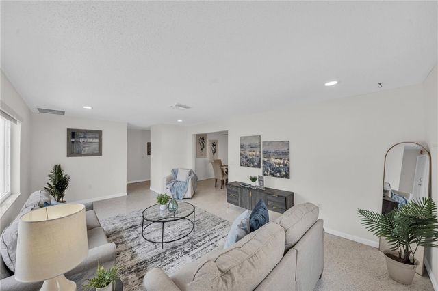 121 10TH AVE, Indian Rocks Beach, FL 33785