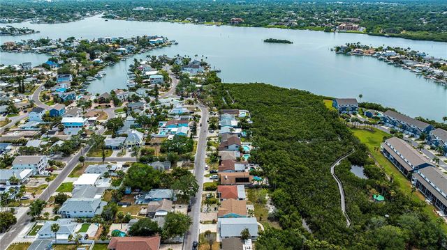 121 10TH AVE, Indian Rocks Beach, FL 33785