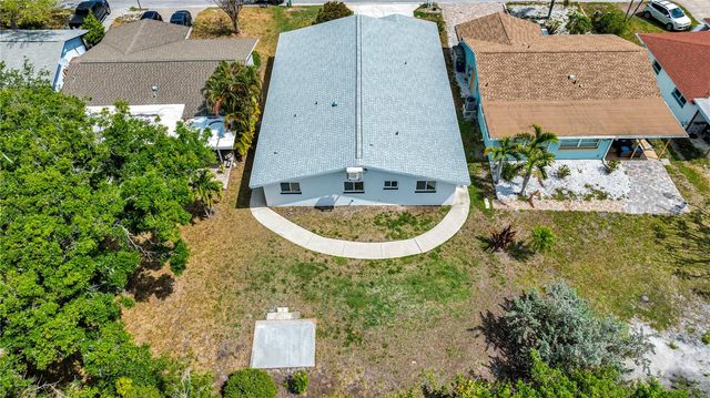 121 10TH AVE, Indian Rocks Beach, FL 33785
