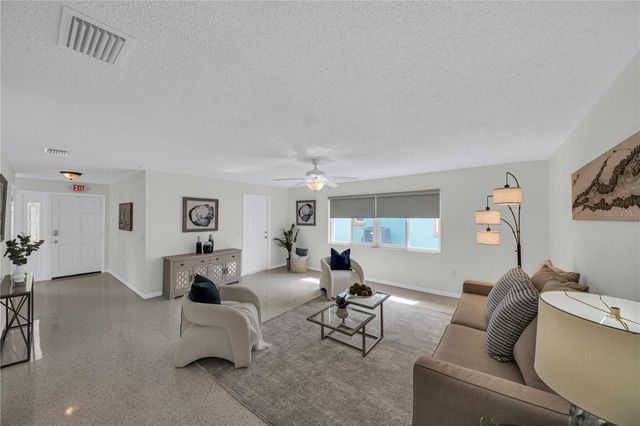 121 10TH AVE, Indian Rocks Beach, FL 33785