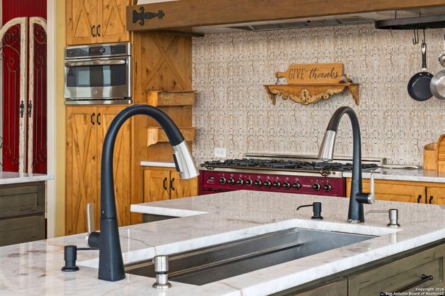 18002 Granite Hill, San Antonio, TX 78255