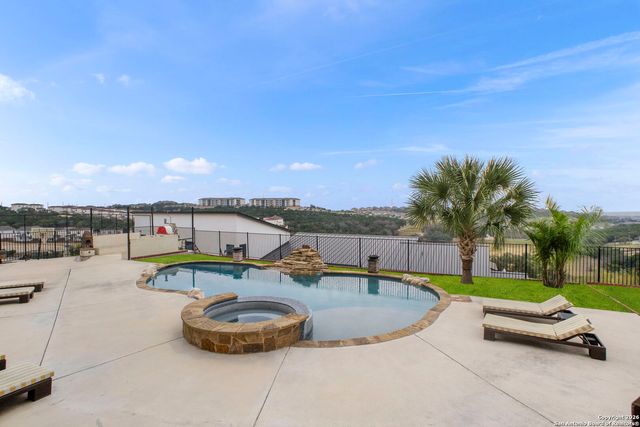 18002 Granite Hill, San Antonio, TX 78255