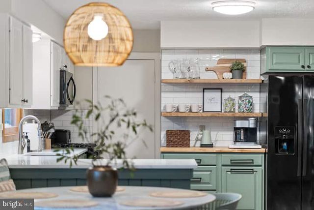 162 FORREST ST, Basye, VA 22810