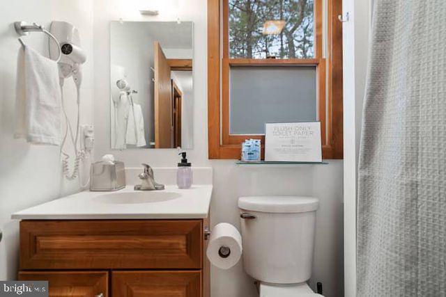 162 FORREST ST, Basye, VA 22810