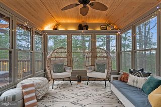 162 FORREST ST, Basye, VA 22810