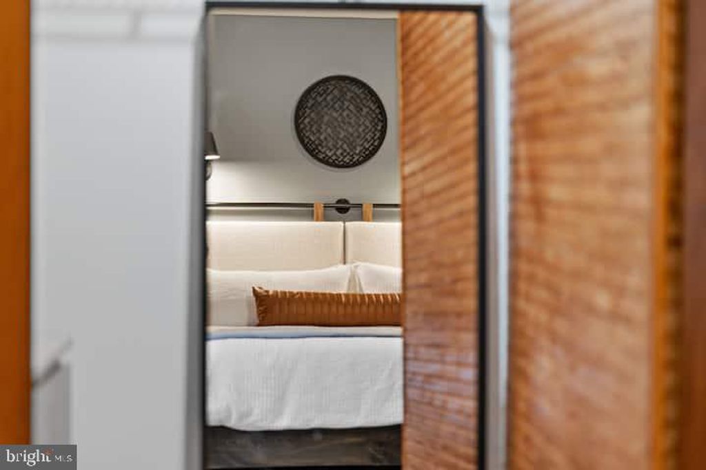 Image 31 of property listing at 162 FORREST ST, Basye, VA 22810