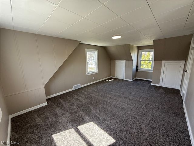 38462 S Beachview Road, Willoughby, OH 44094