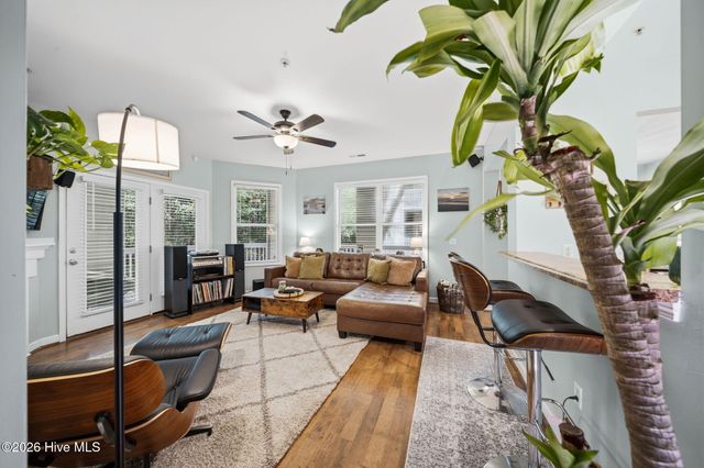 736 Indica Court 102, Wilmington, NC 28405