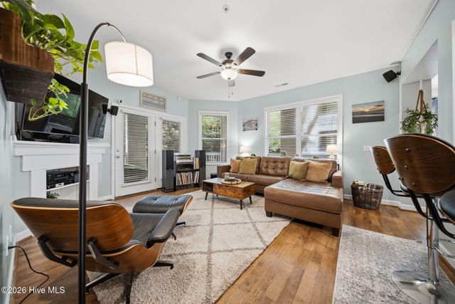 736 Indica Court 102, Wilmington, NC 28405