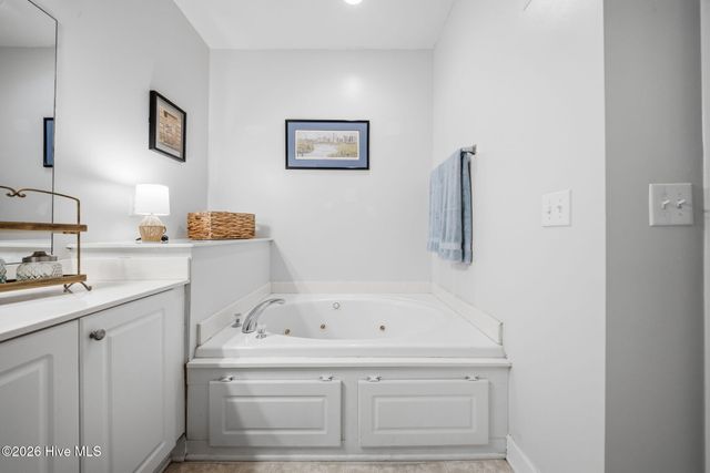 736 Indica Court 102, Wilmington, NC 28405