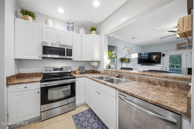 736 Indica Court 102, Wilmington, NC 28405
