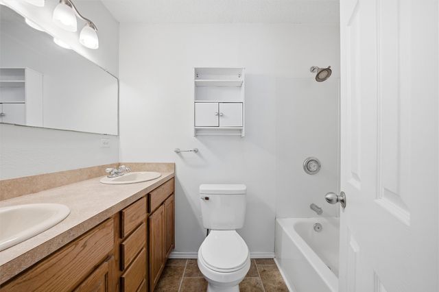 513A N 34th Street, Waco, TX 76710