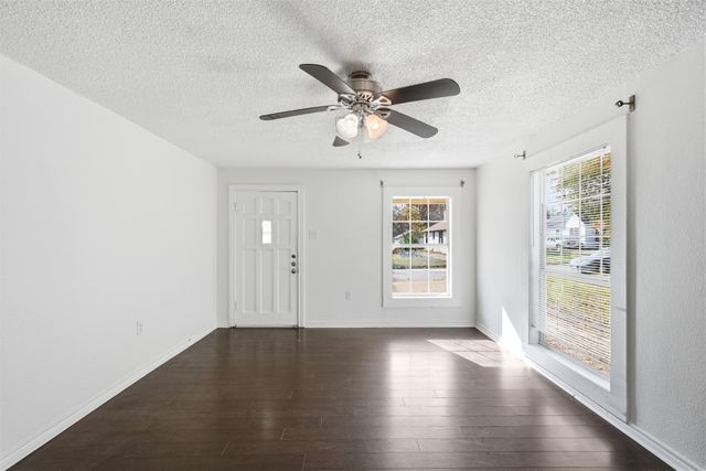 513A N 34th Street, Waco, TX 76710