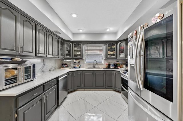 6514 SEAFAIRER DRIVE, Tampa, FL 33615