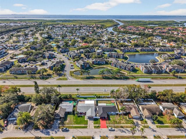 6514 SEAFAIRER DRIVE, Tampa, FL 33615