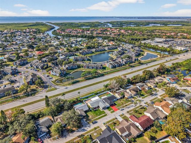 6514 SEAFAIRER DRIVE, Tampa, FL 33615