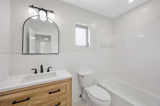 5420 Hollywood Boulevard 208, Hollywood, FL 33021