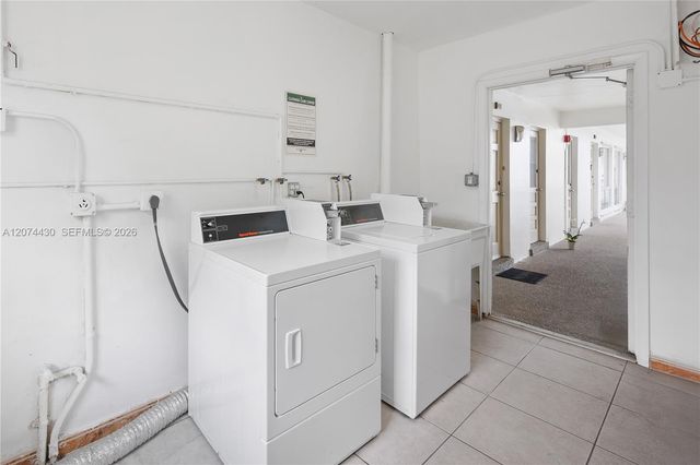 5420 Hollywood Boulevard 208, Hollywood, FL 33021