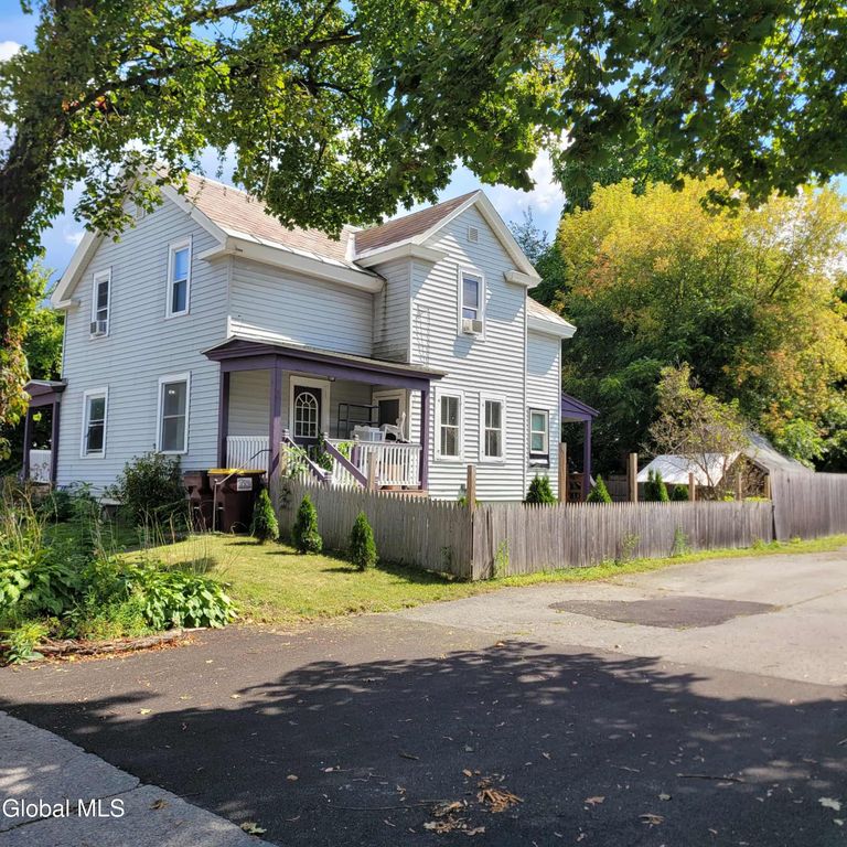 11 Bridge Street, Fort Edward, NY 12828