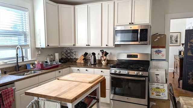 346 Lexington St B, Newton, MA 02466