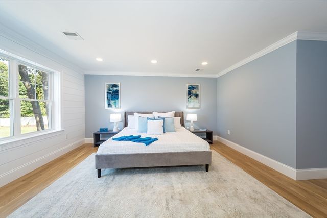 293 Bacon St A, Natick, MA 01760