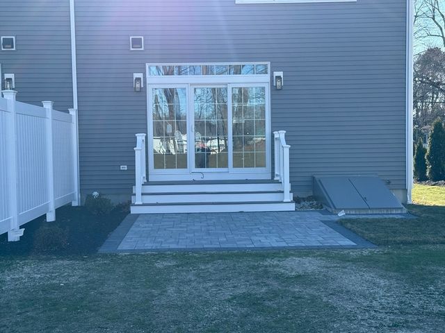 293 Bacon St A, Natick, MA 01760