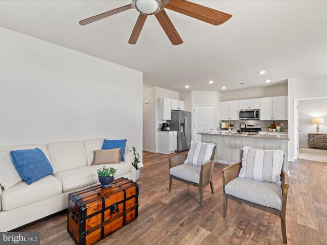 30698 WATERFRONT DR, Millsboro, DE 19966