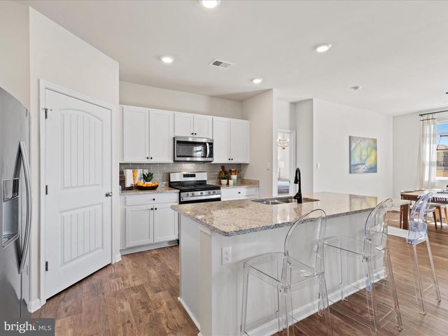 30698 WATERFRONT DR, Millsboro, DE 19966