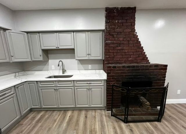 95 Norfolk 1, Boston, MA 02124