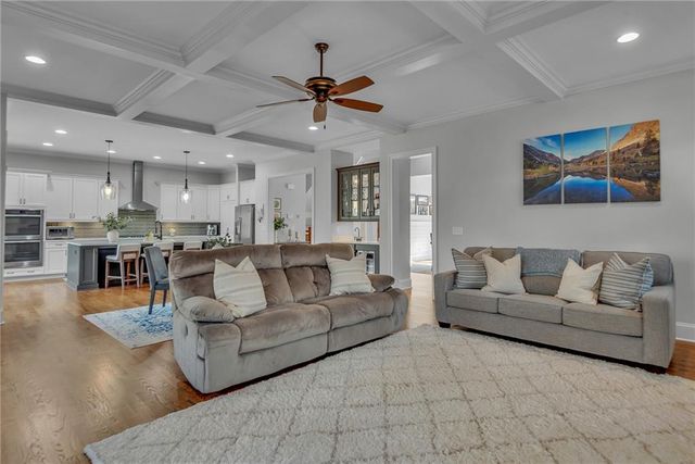 165 Highland Oaks Court, Alpharetta, GA 30004