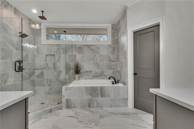 165 Highland Oaks Court, Alpharetta, GA 30004