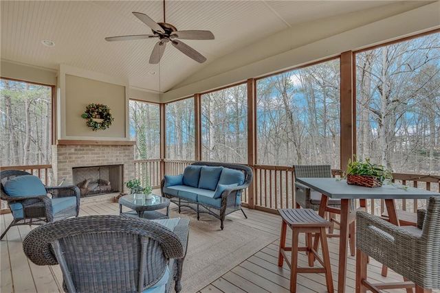 165 Highland Oaks Court, Alpharetta, GA 30004