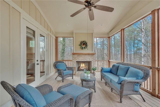 165 Highland Oaks Court, Alpharetta, GA 30004