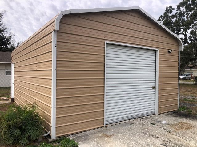 246 W BAY AVENUE, Eagle Lake, FL 33839